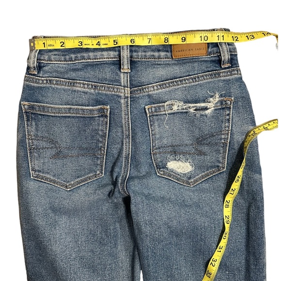 AMERICAN EAGLE MOM STRAIGHT JEAN - Picture 3 of 3